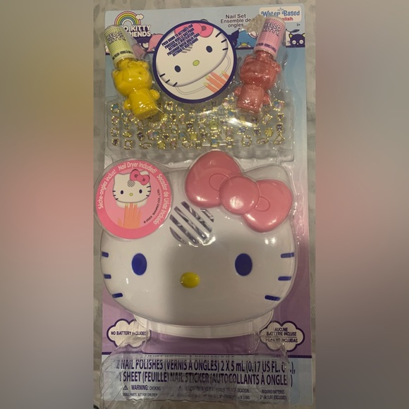 Hello Kitty and Friends Nail kit with Nail dryer - Picture 1 of 9